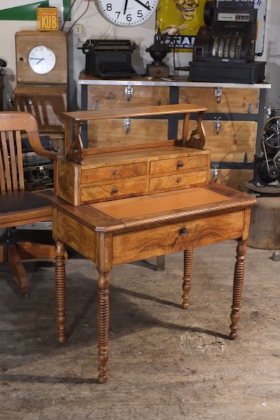 bureau bureau ancien boheur du jour en noyer